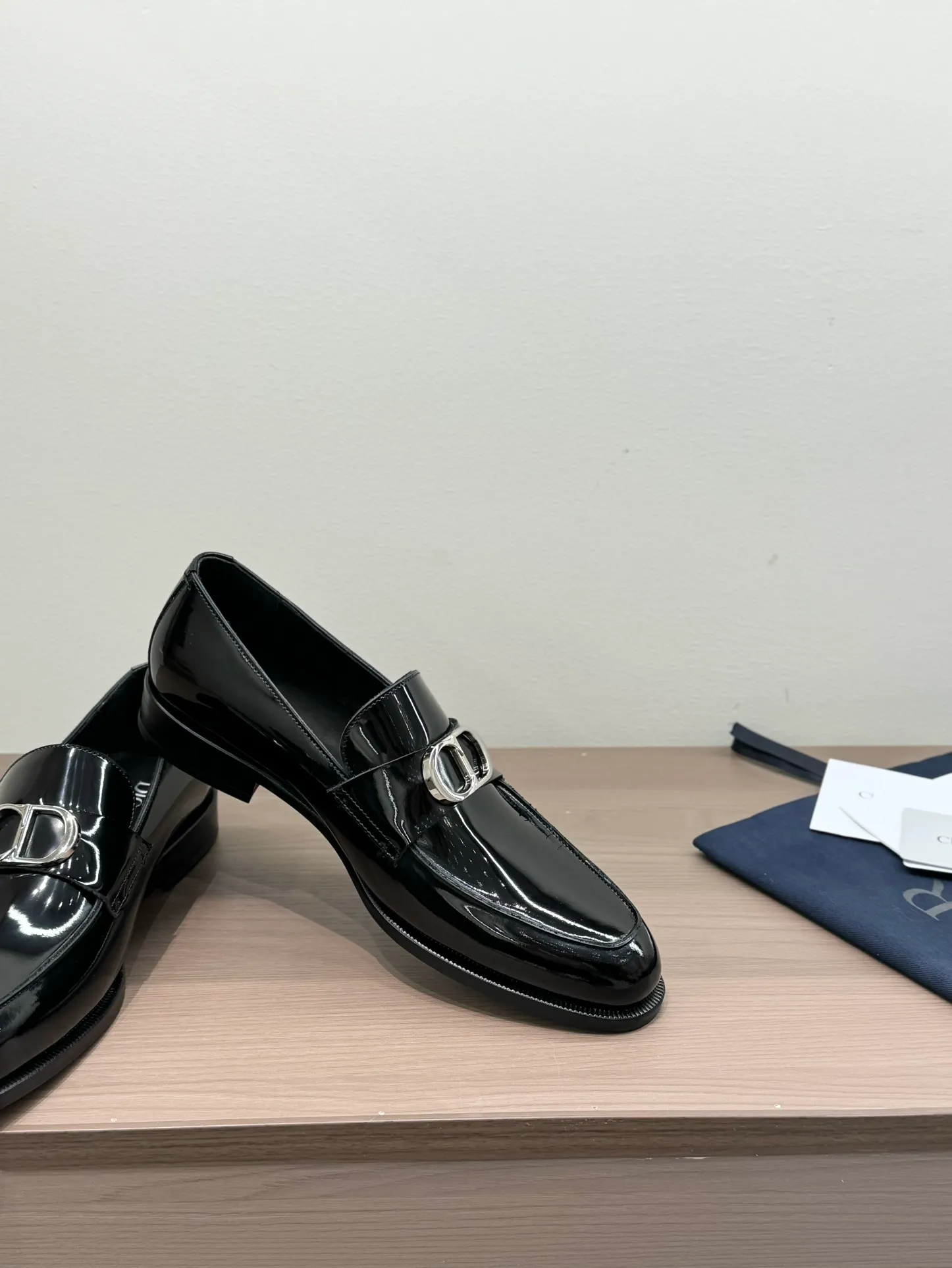 940💰 Dior high-end men's boutique casual leather shoes, imported cowhide upper, water-dyed cowhide lining, imported genuine leather outsole, perfect details, standard code 39-44 (38.45.46 customized, non-returnable and non-exchangeable),